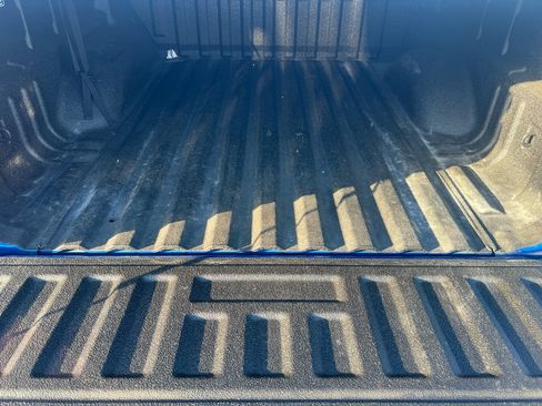 Used 2022 Chevrolet Colorado Z71 image 14