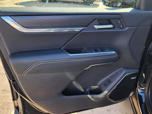 New 2026 GMC Acadia Elevation w/ Black Edition image 13