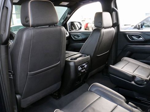 Used 2023 GMC Yukon SLT image 26