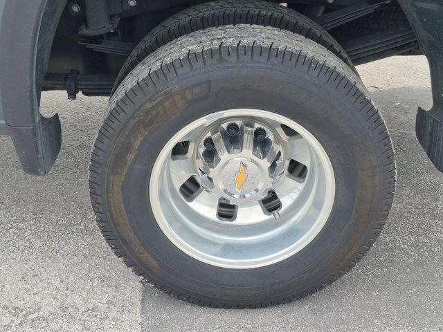 Used 2025 Chevrolet Silverado 3500 LTZ w/ LTZ Plus Package AWD/4WD image 16