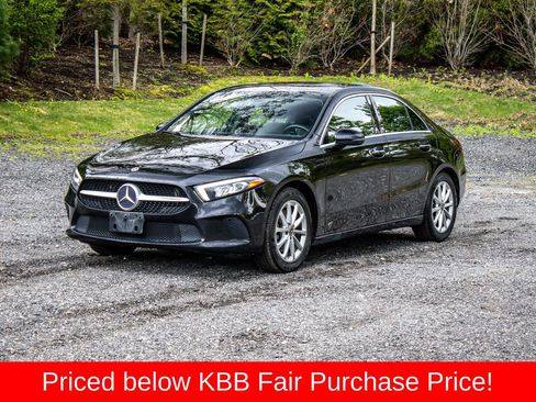 Used 2019 Mercedes-Benz A 220 4MATIC image 1