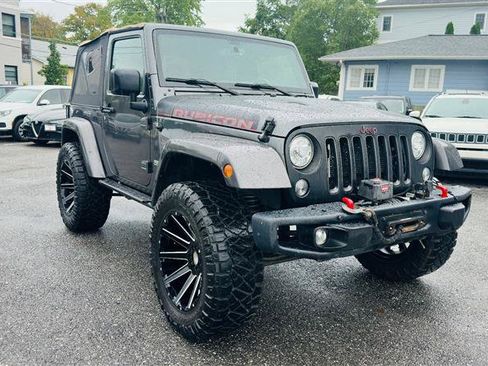Used 2018 Jeep Wrangler Rubicon AWD/4WD image 6