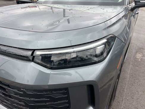 New 2026 Volkswagen Tiguan S image 9