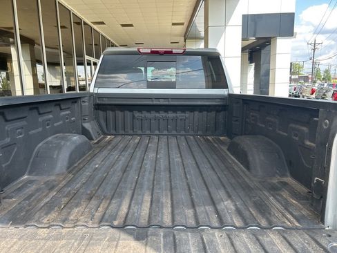 Used 2024 GMC Sierra 2500 Denali AWD/4WD image 14