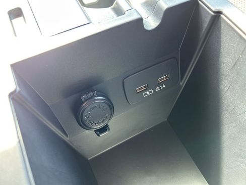 Used 2023 Subaru Impreza 2.0i Sport AWD/4WD image 38