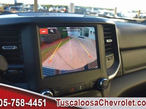 Used 2024 RAM 2500 Big Horn image 32