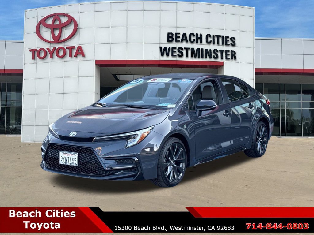 Certified 2026 Toyota Corolla SE w/ SE Package FWD image 5