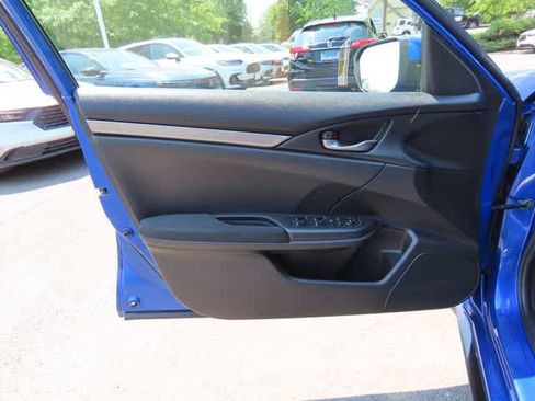 Used 2018 Honda Civic Sport image 16