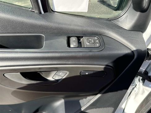 Used 2025 Mercedes-Benz Sprinter 2500 image 20