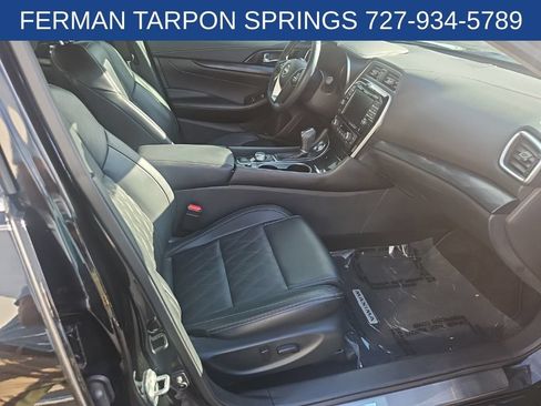 Used 2023 Nissan Maxima Platinum w/ Sport Mat Group FWD image 10