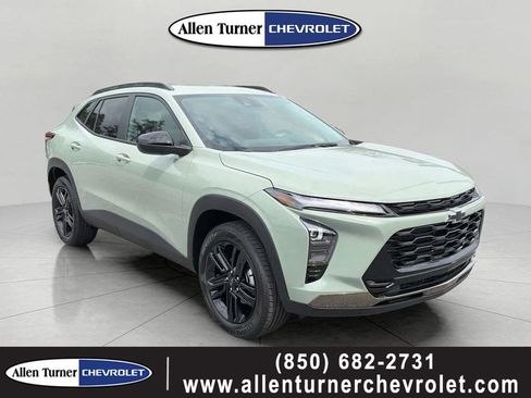 New 2026 Chevrolet Trax ACTIV w/ Driver Confidence Package FWD image 1
