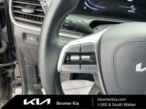 Certified 2025 Kia Telluride S image 20