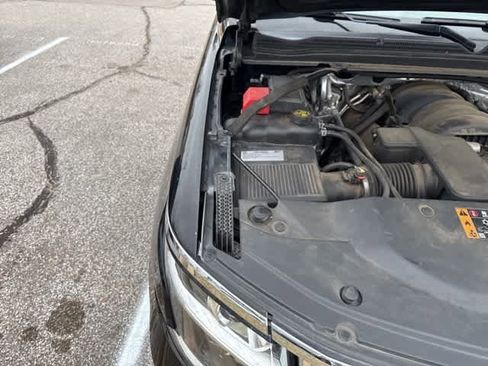 Used 2017 Chevrolet Tahoe LT image 19