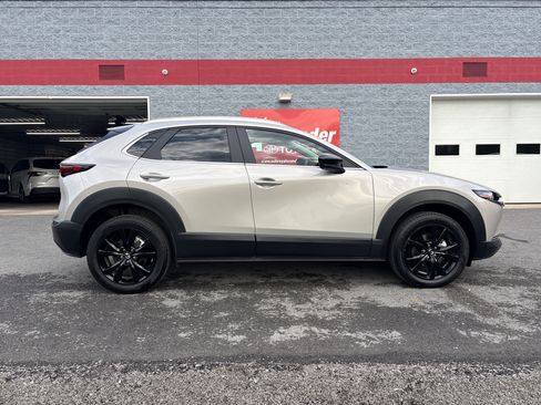Used 2024 MAZDA CX-30 AWD 2.5 S w/ Select Sport Pkg image 2
