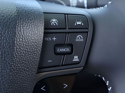 Used 2026 Toyota Camry SE FWD image 19