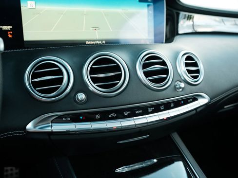 Used 2018 Mercedes-Benz S 65 AMG Coupe image 49