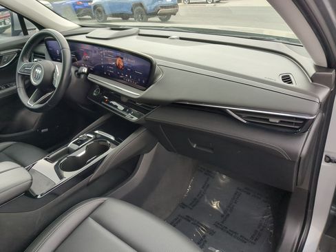 Used 2024 Buick Envision Preferred AWD/4WD image 34