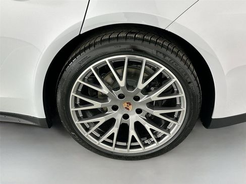 Used 2026 Porsche Panamera 4 AWD/4WD image 12