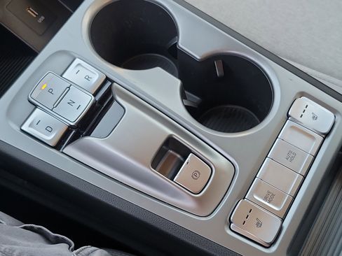 Certified 2023 Hyundai Kona SE image 13