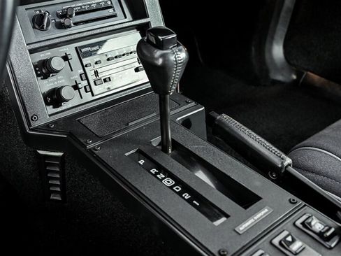 Used 1987 Chevrolet Camaro Z28 RWD image 29
