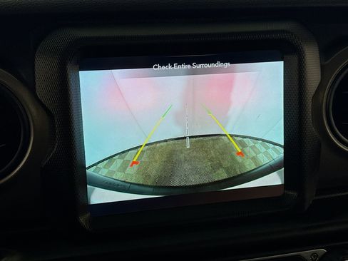 Used 2022 Jeep Wrangler Unlimited Sport image 3