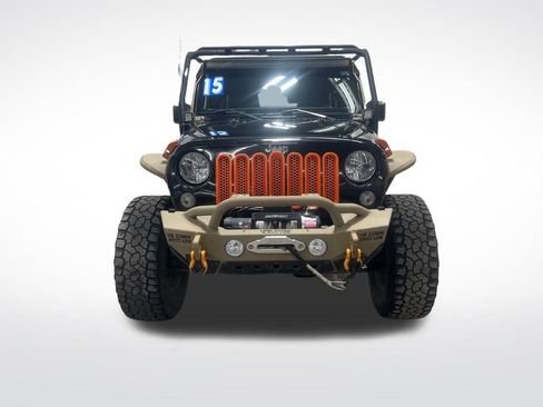 Used 2015 Jeep Wrangler Unlimited Rubicon w/ Connectivity Group image 8