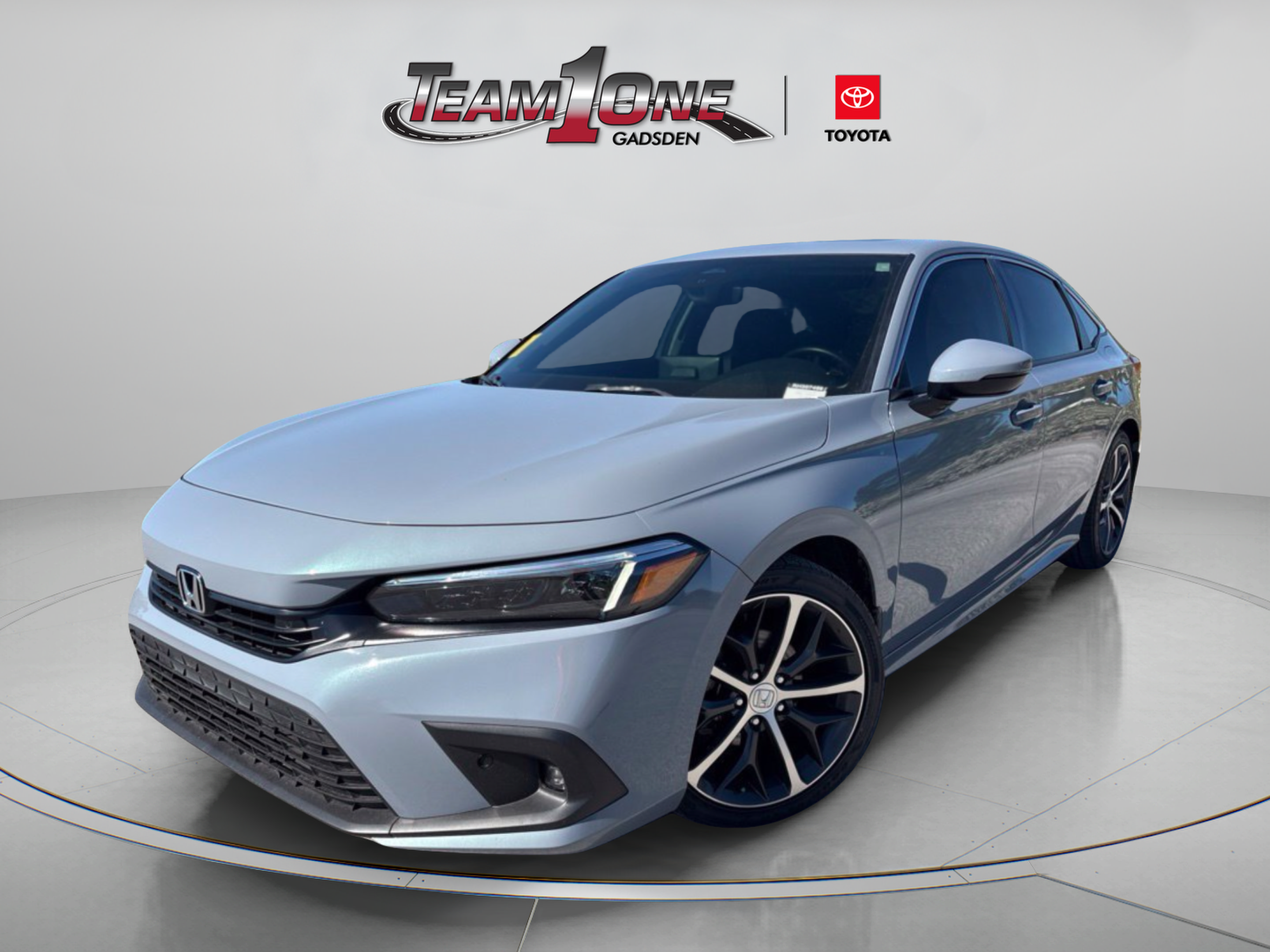 Used 2024 Honda Civic Touring image 4