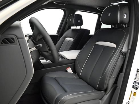 New 2027 Rolls-Royce Cullinan Black Badge AWD/4WD image 18