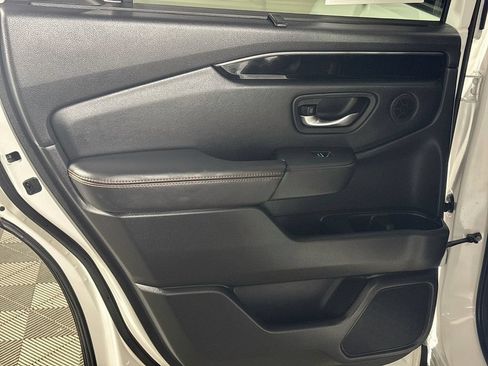 Used 2024 Honda Pilot TrailSport image 19
