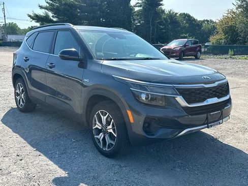 Used 2021 Kia Seltos EX AWD/4WD image 1