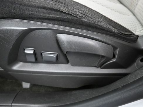 Used 2014 Chevrolet Equinox LS FWD image 12