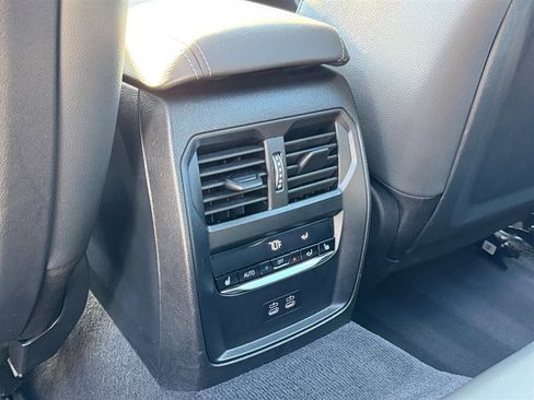 Used 2025 BMW 430i xDrive w/ M Sport Package image 18