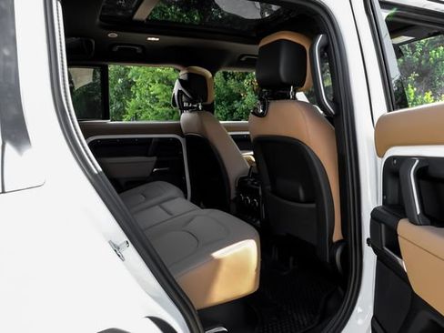 New 2026 Land Rover Defender 110 S AWD/4WD image 42
