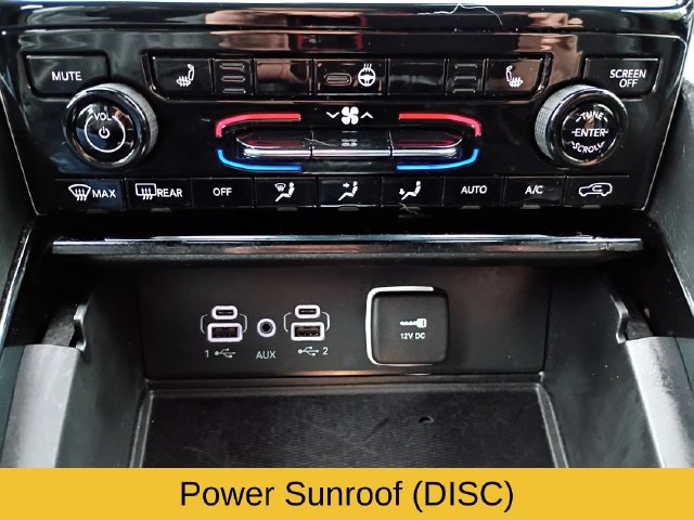 Used 2023 Jeep Grand Cherokee Altitude AWD/4WD image 17