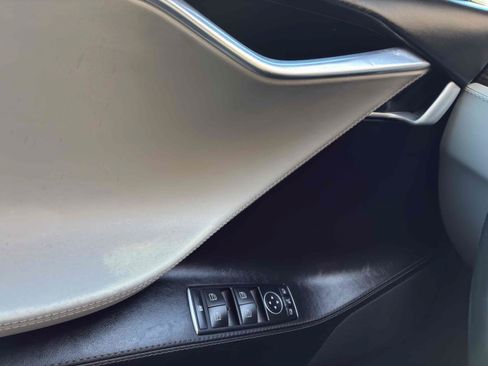 Used 2016 Tesla Model S 90D AWD/4WD image 33