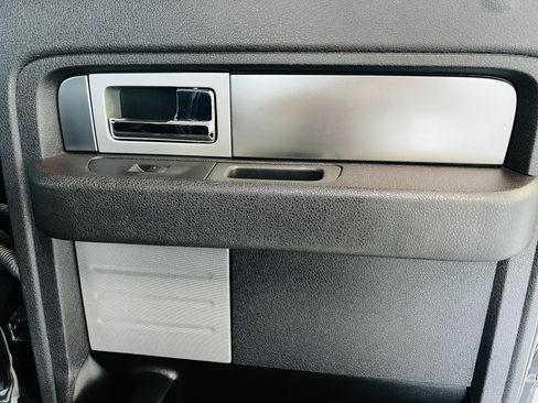 Used 2012 Ford F150 Raptor w/ Raptor Luxury Pkg image 32