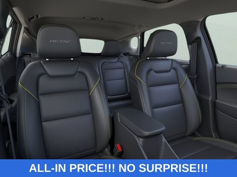 New 2026 Chevrolet Trax ACTIV w/ Sunroof Package FWD image 16