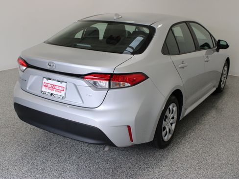 Used 2025 Toyota Corolla LE FWD image 7