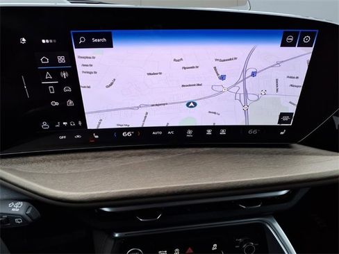 Used 2025 Audi Q5 Premium w/ Convenience Package image 18