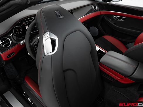 Used 2023 Bentley Continental GT Mulliner image 37