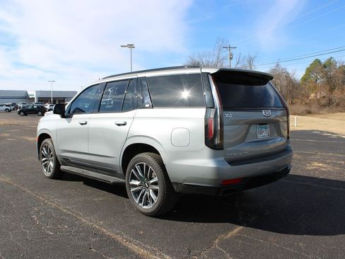 Used 2024 Cadillac Escalade Sport image 7