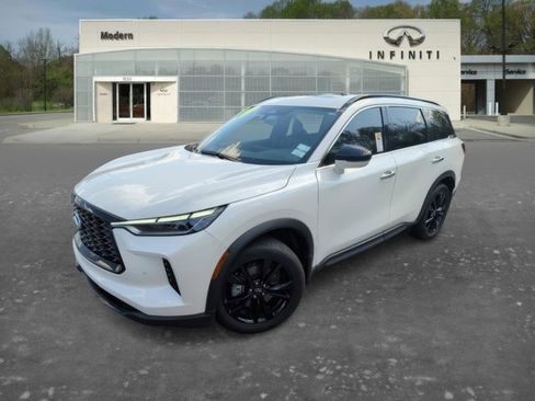 Certified 2025 INFINITI QX60 Luxe w/ Black Edition image 1