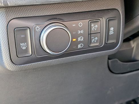 Used 2022 Ford Mustang Mach-E Premium image 17