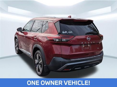 Used 2023 Nissan Rogue SL w/ SL Premium Package FWD image 2