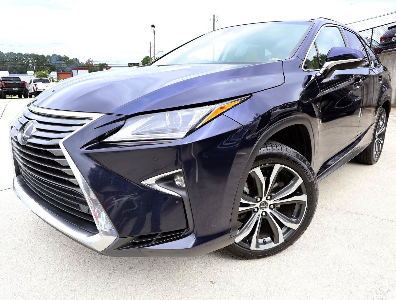 Used 2019 Lexus RX 350L FWD image 2