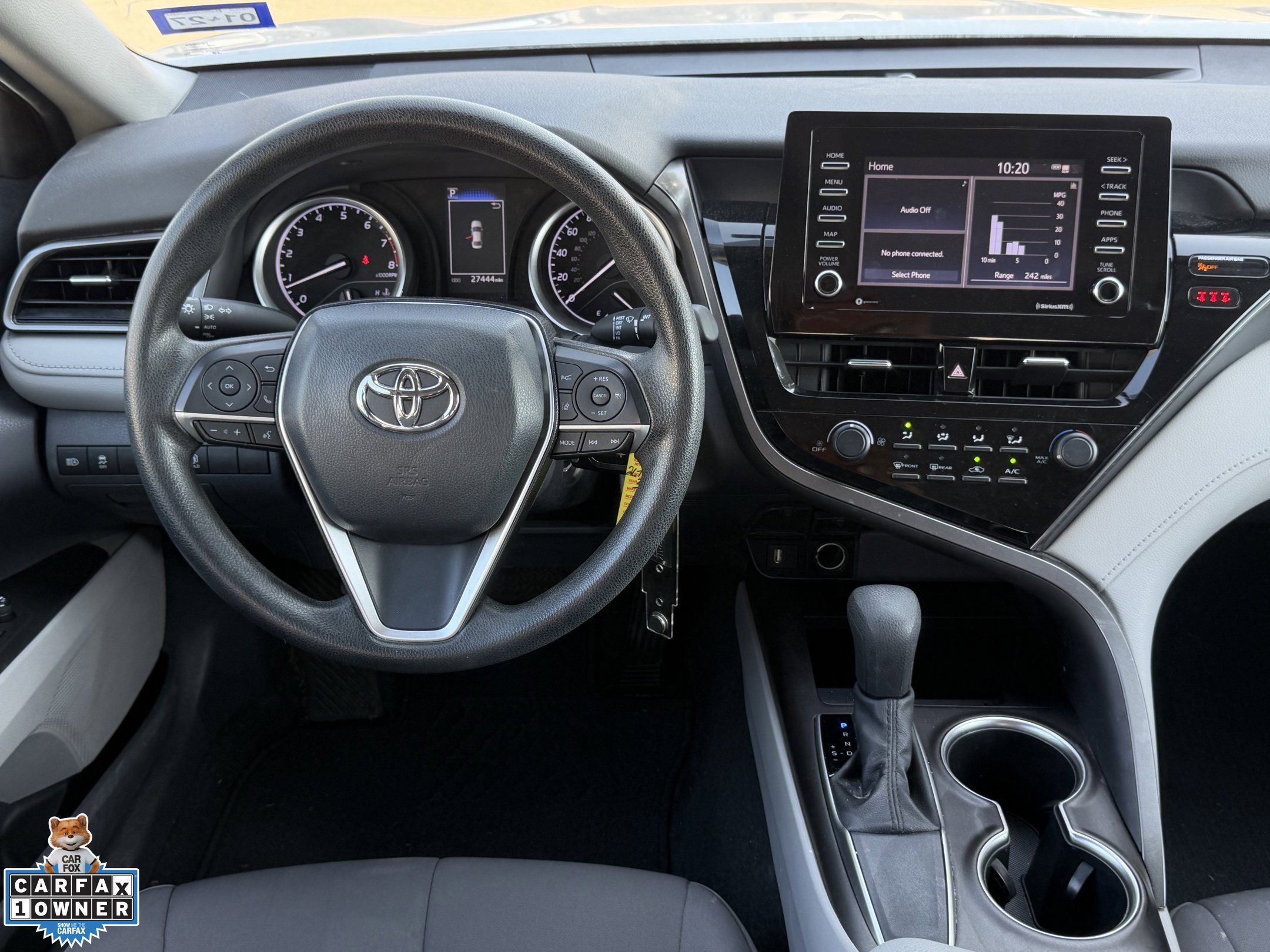 Used 2021 Toyota Camry LE FWD image 11