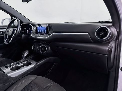 Used 2019 Chevrolet Blazer LT AWD/4WD image 42
