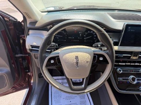 Used 2020 Lincoln Corsair AWD w/ Equipment Group 101A image 17