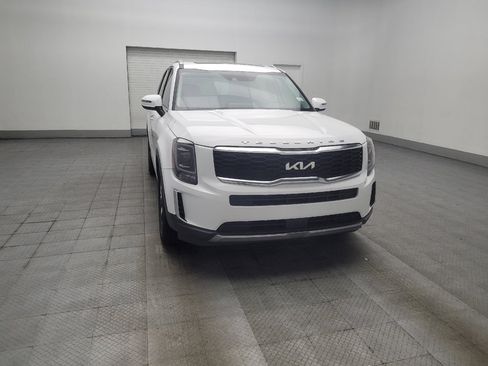 Used 2022 Kia Telluride S FWD image 14