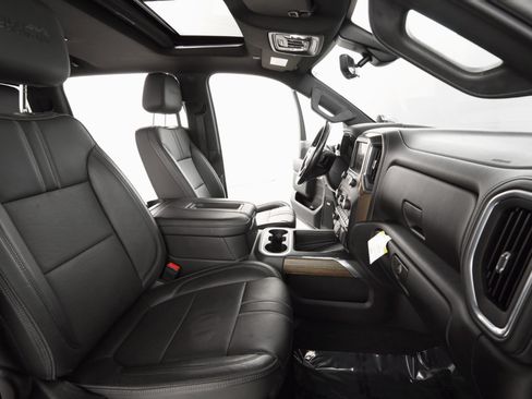 Used 2020 Chevrolet Silverado 2500 High Country w/ Z71 Off-Road Package image 24